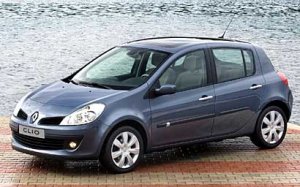 small clio car.